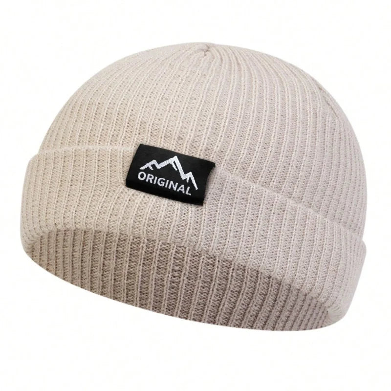 Bonnets unisexe avec étiquette de plusieurs sortes, chapeau chaud d'hiver, bonnet pour femmes et hommes.