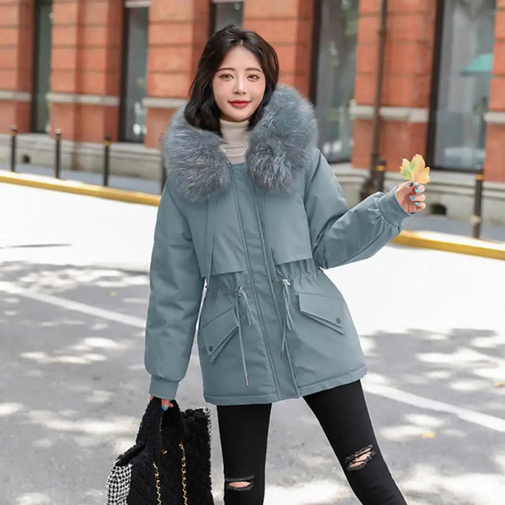 Doudoune chaude d'hiver avec capuche en fausse fourrure, manteau rembourré et doublé en peluche épaisse pour le travail et la ville.